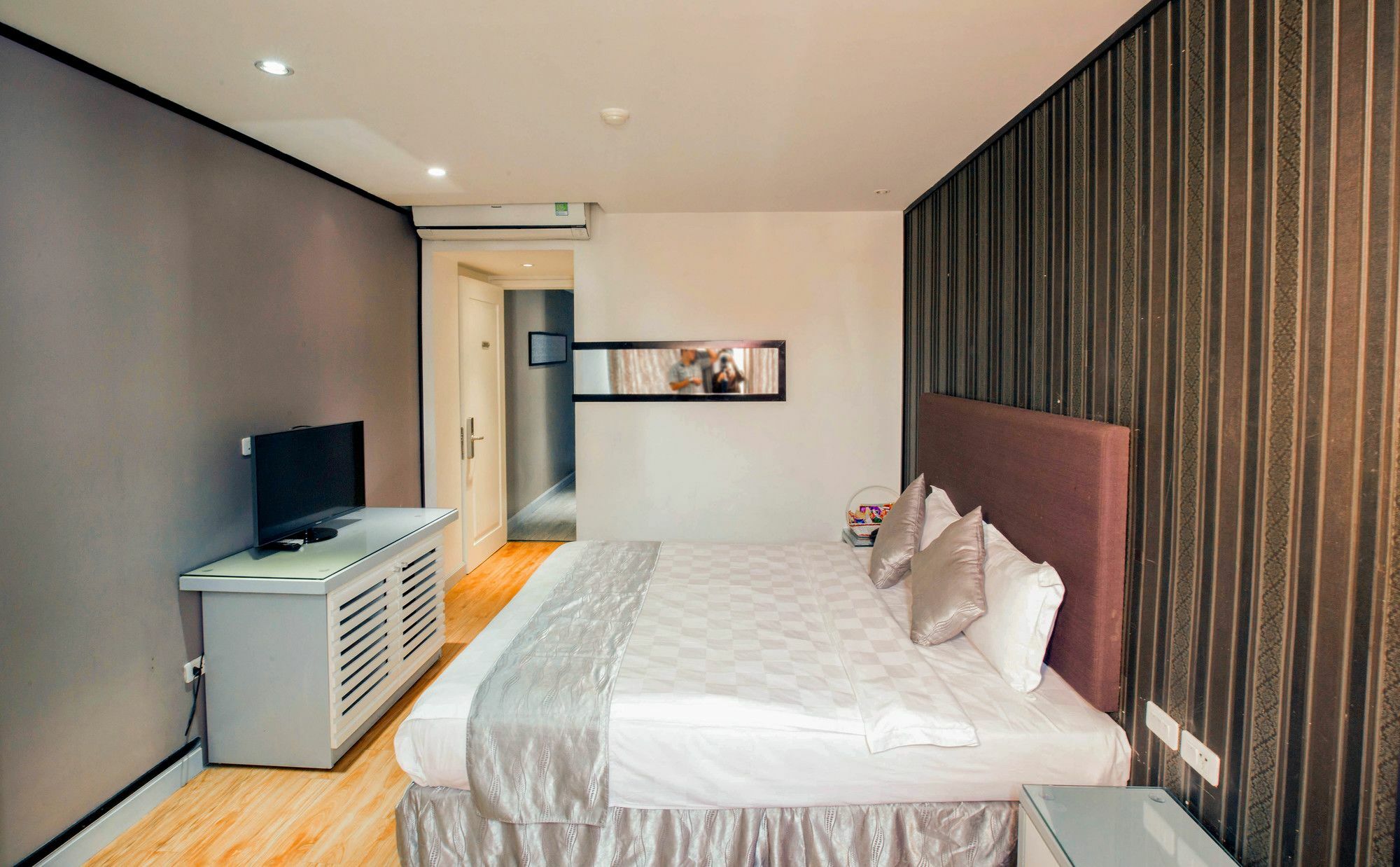 Riverside Boutique Hotel Ханой Экстерьер фото